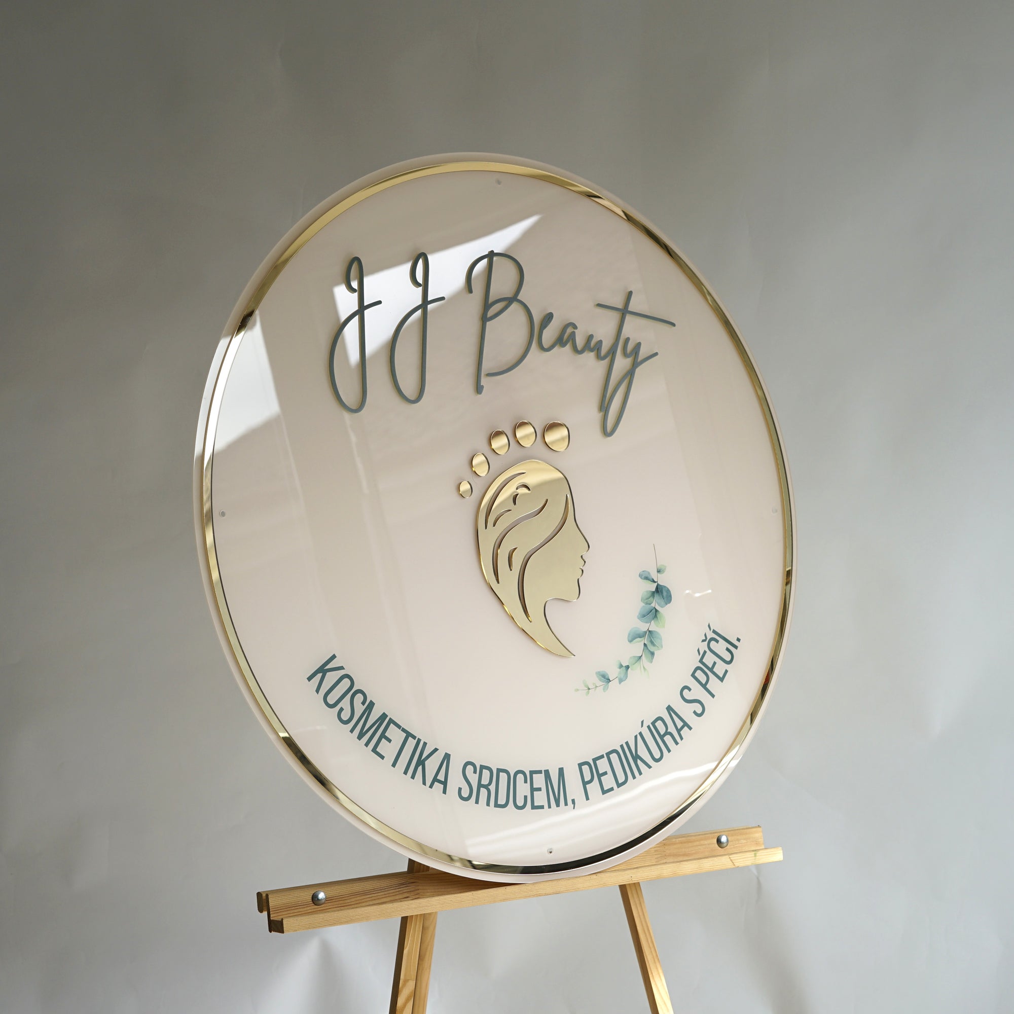 Kruhová firemní cedule